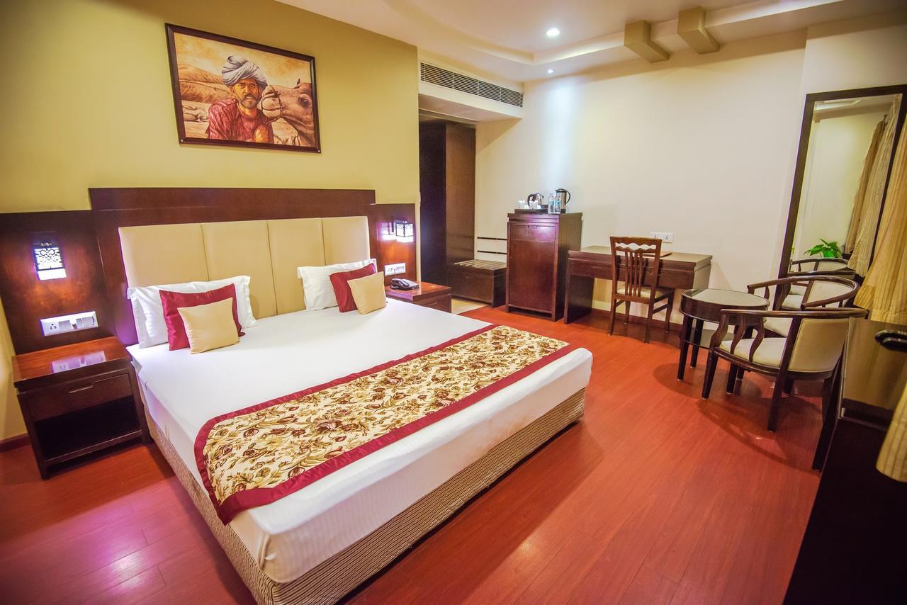 Gold Leaf Hotel Udajpur Zewnętrze zdjęcie